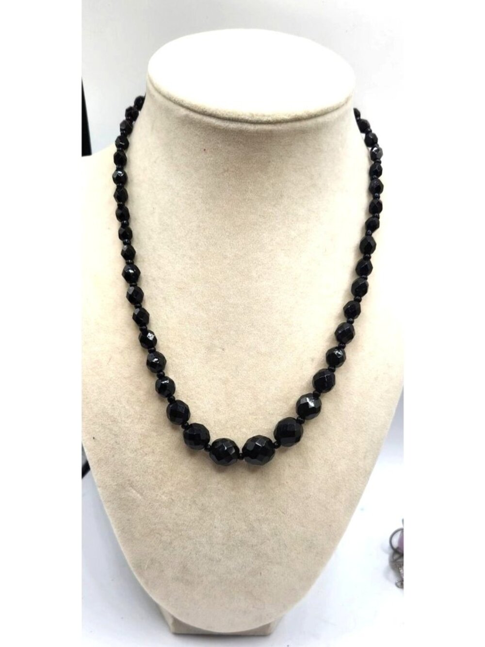 Vintage 18" Black Faceted Crystal Beaded Necklace